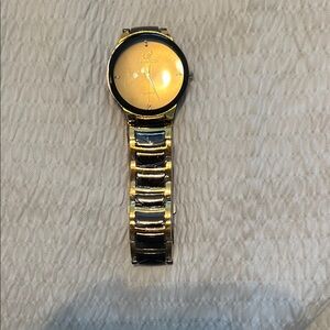 Gold Tone Mens Watch